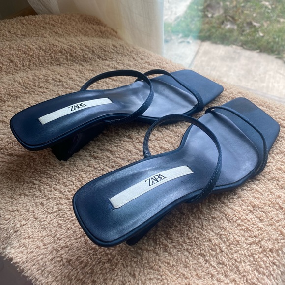 ZARA MINI WEDGE SANDALS WITH THIN STRAPS s 37 - Picture 5 of 8